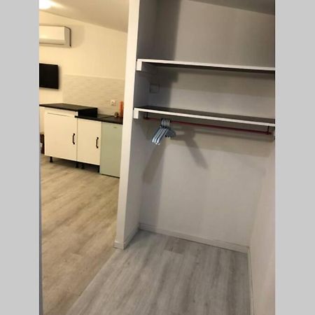 Studio Cosy Avec Possibilite Piscine En Supplement Тулон Екстер'єр фото
